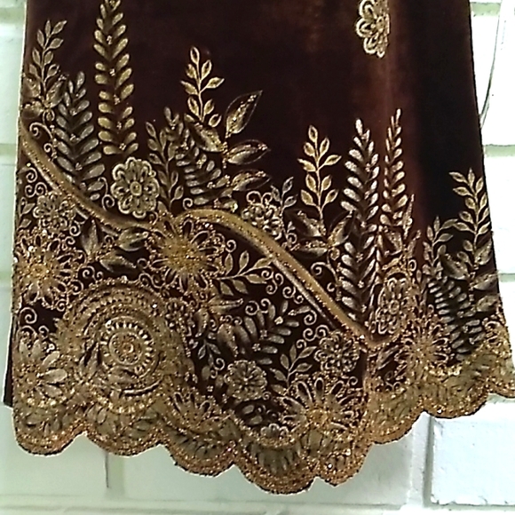 IZ Byer Velvet Sequin/Embellished Ruffle Sleeve Blouse. Size girl (L) 12-14 - Picture 3 of 9